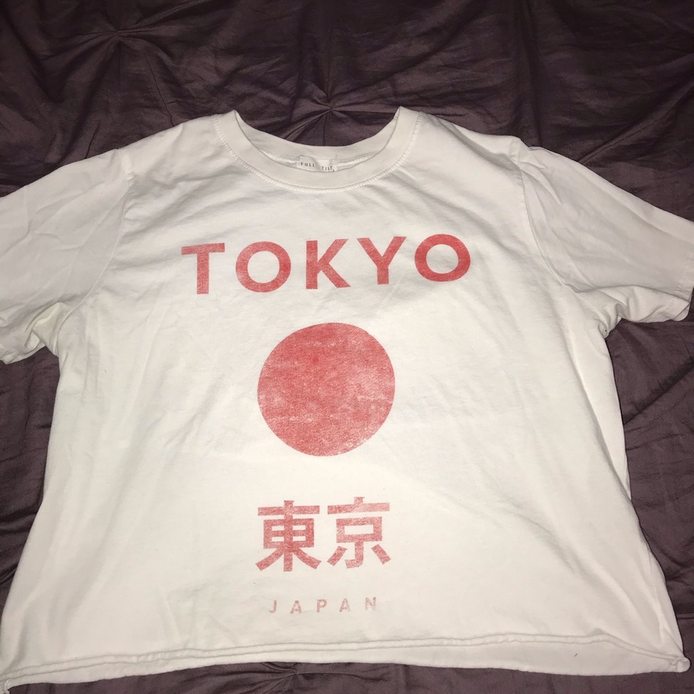 Semi crop top